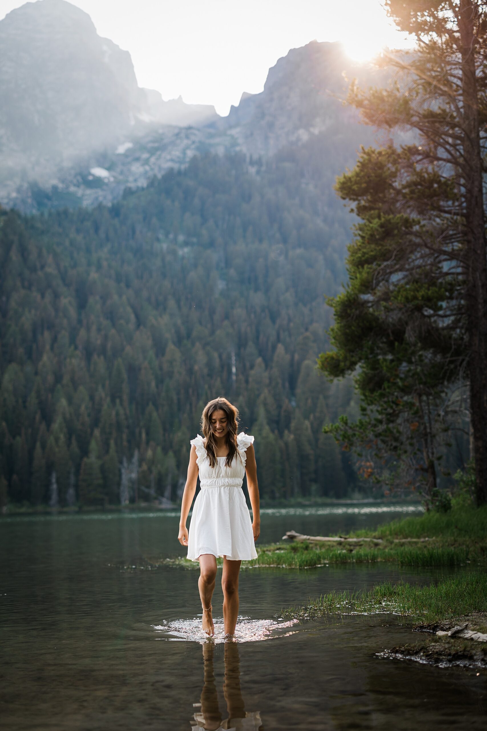 destination mountain senior pictures Wyoming